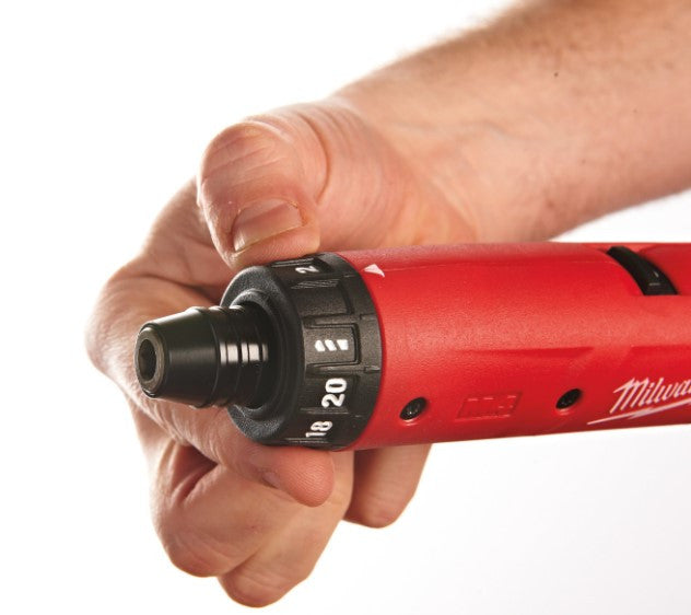 M4™ csavarbehajtó (MILWAUKEE 4933440475)