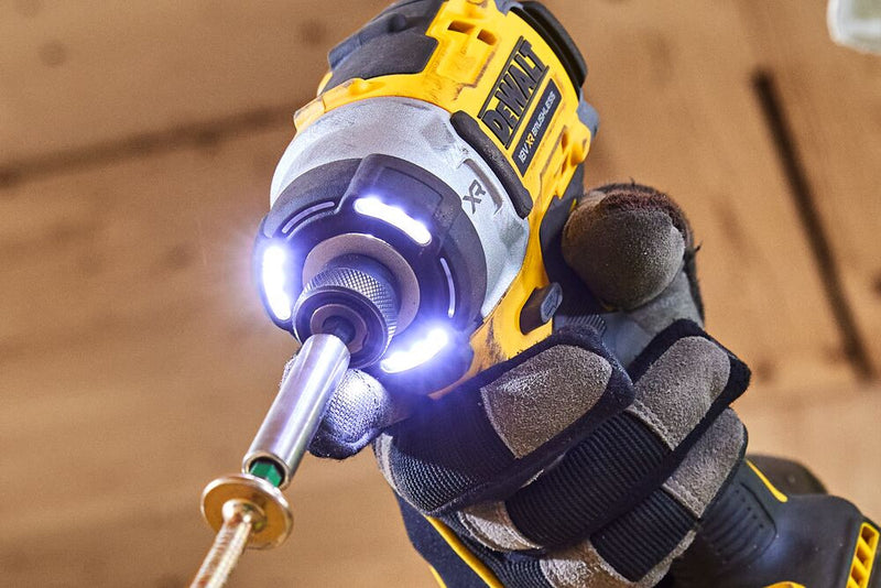 18V XR szénkefe nélküli ütvecsavarozó, akku és töltő nélkül (DeWALT DCF860N-XJ)