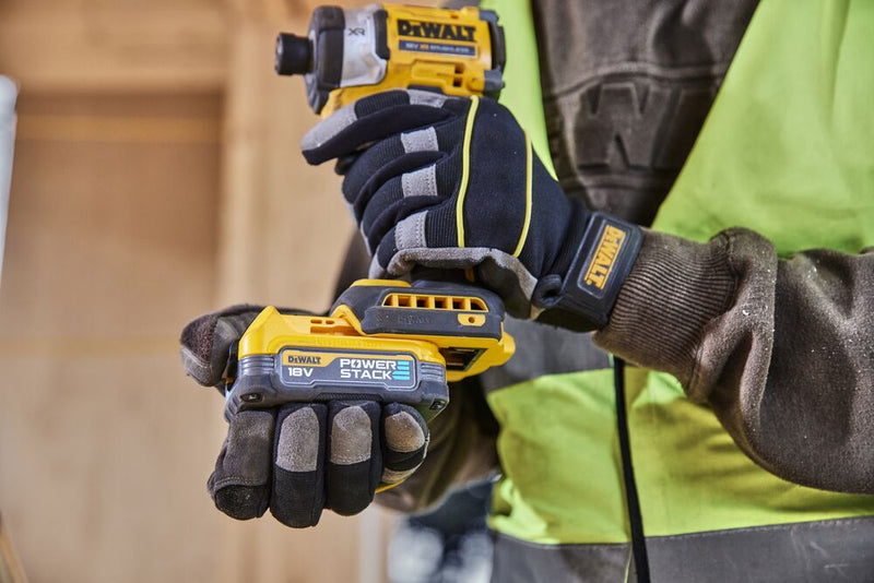 18V XR szénkefe nélküli ütvecsavarozó, akku és töltő nélkül (DeWALT DCF860N-XJ)