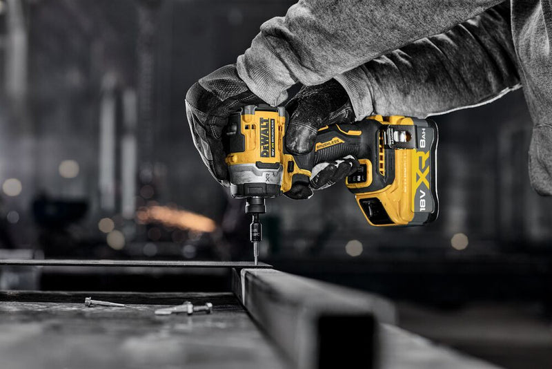 18V XR szénkefe nélküli ütvecsavarozó, akku és töltő nélkül (DeWALT DCF860N-XJ)