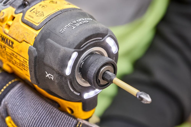 18V XR szénkefe nélküli ütvecsavarozó, 50 Nm, akku és töltő nélkül, kartondobozban (DeWALT DCF870N-XJ)