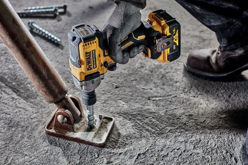 18V/2x5.0Ah Cordless Impact Wrench 1/2", XR Li-Ion, in TSTAK case (DeWALT DCF892P2T-QW)