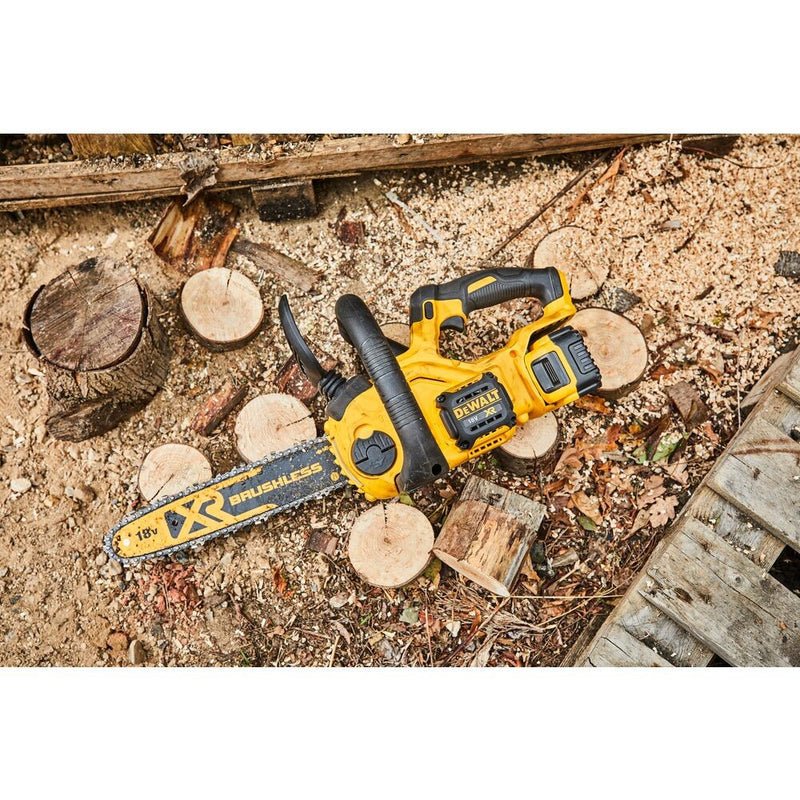 18V Kompakt Láncfűrész XR, 30cm, akkumulátor nélkül (DeWALT DCM565N-XJ)