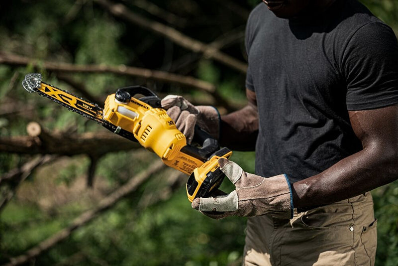 DeWalt DCMPS520N-XJ akkus láncfûrész 18 V, 150 mm, szénkefementes, akku és töltõ nélkül (DeWALT DCMPS520N-XJ)