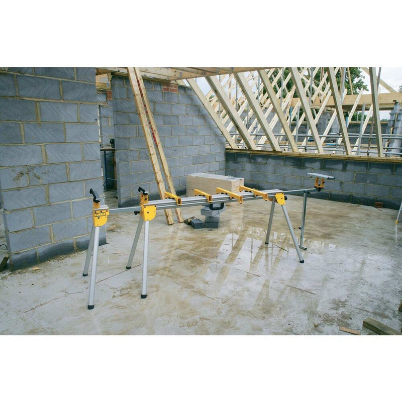 Univerzális gerfűrész állvány(DeWALT DE7023-XJ)