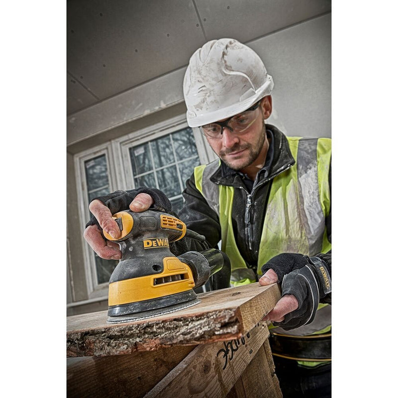 Excentercsiszoló 125mm (DeWALT DWE6423-QS)