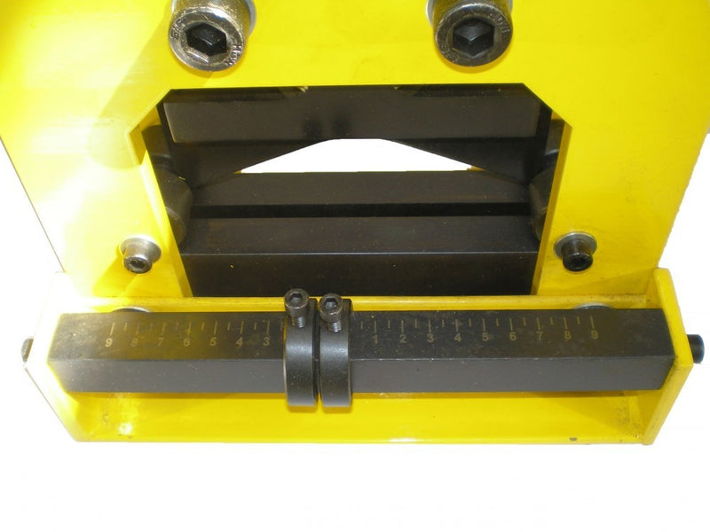 Hydraulic Busbar Cutter (20T, 150mm) (V-shaped) (M-150VQ)