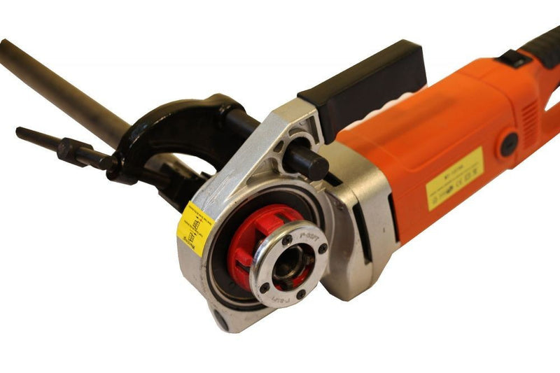 Elektromos kézi csőmenetmetsző BSPT (1/2";  3/4";  1";  1.1/4") 220V/650W (P30A)