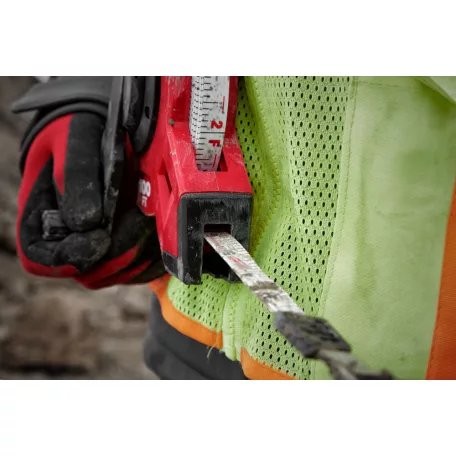 Üvegszálas keretes mérőszalag 30 m / 100 láb  (MILWAUKEE 48225330) 