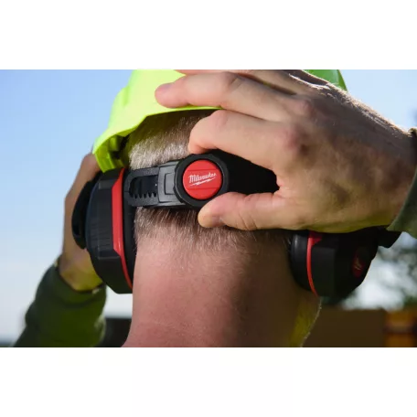 BOLT™100 védősisak jól-láthatósági sárga nem szellőző (MILWAUKEE 4932480666) 