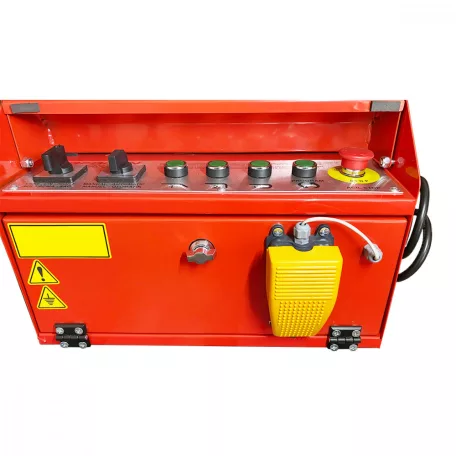 Elektromos betonacél hajlító gép 220V/1.1kW, Ø18mm (AF-B18)