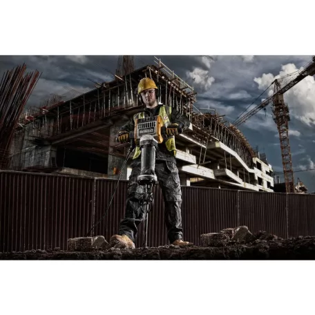 2100W, 62J, 35kg Bontókalapács (DeWALT D25981-QS) 