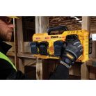 Gyorstöltő 4 port egyszerre, 18V XR 54V 8A (DeWALT DCB104-QW)