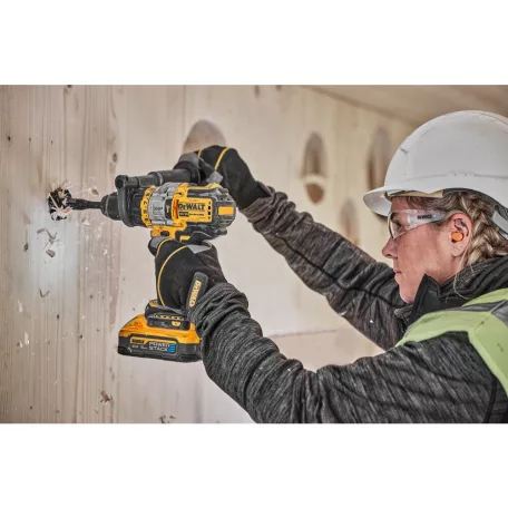 18V/2x5.0Ah Akkus ütvefúró POWERSTACK, töltővel TSTAK kofferban (DeWALT DCD999H2T-QW)