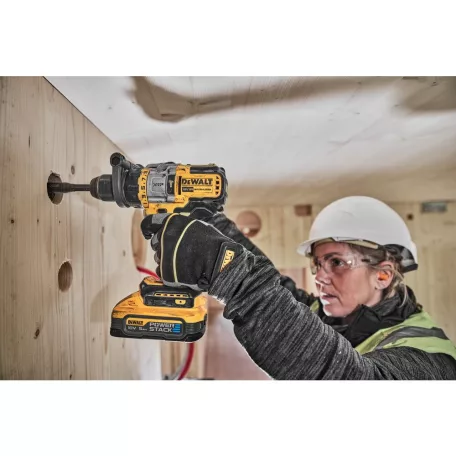 18V/2x5.0Ah Akkus ütvefúró POWERSTACK, töltővel TSTAK kofferban (DeWALT DCD999H2T-QW)