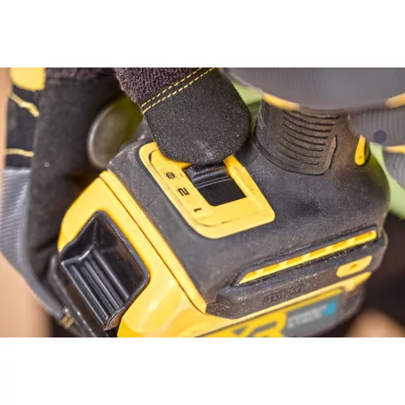 18V XR szénkefe nélküli ütvecsavarozó, 50 Nm, akku és töltő nélkül, kartondobozban (DeWALT DCF870N-XJ)