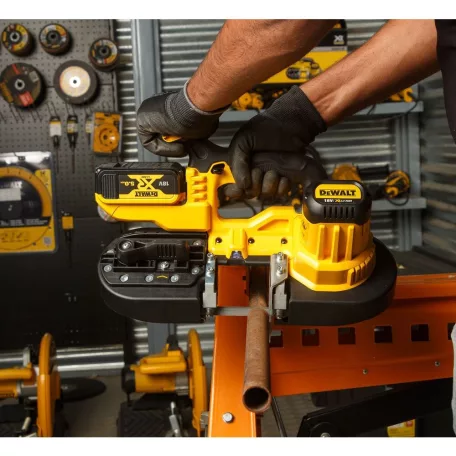 18V XR Li-Ion Szalagfűrész (akku és töltő nélkül) (DeWALT DCS371N-XJ) 