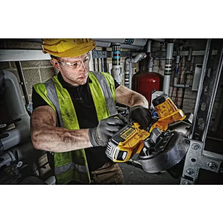 18V XR Li-Ion Szalagfűrész (akku és töltő nélkül) (DeWALT DCS371N-XJ) 