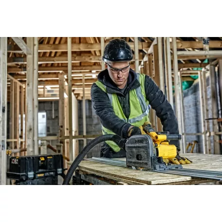 Akkumulátoros merülőfűrész TSTAK kofferben FLEXVOLT 54V, 2x 6Ah (DCS520T2-QW)