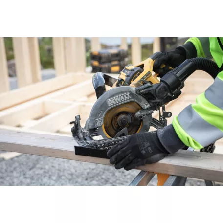 54V Akkus körfűrész XR FlexVolt, 190mm, 2x9Ah akku, TSTAK kofferben (DeWALT DCS579X2-QW) 