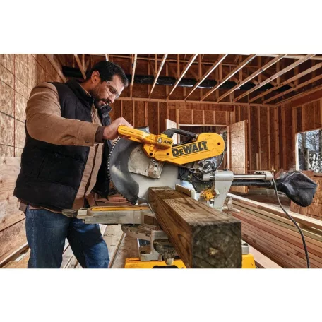 1675W/220V Gérvágó Fűrész, 305mm (DeWALT DWS780-QS)