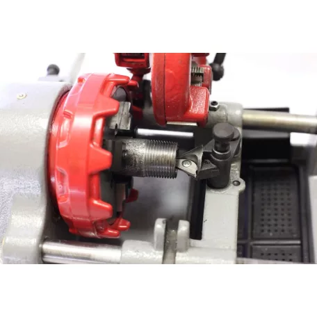 Elektromos csőmenetmetsző BSPT (1/2"; 3/4"; 1") 220V/650W (P25A)
