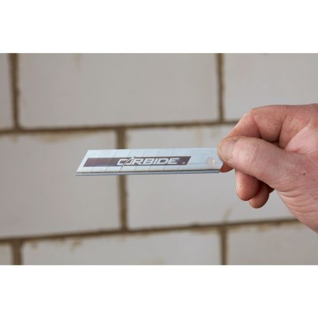 FATMAX Karbid tördelhető penge 18mm 10db (STANLEY STHT2-11818)